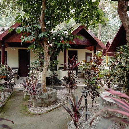 Savithri Inn Cottage Varkala Eksteriør billede